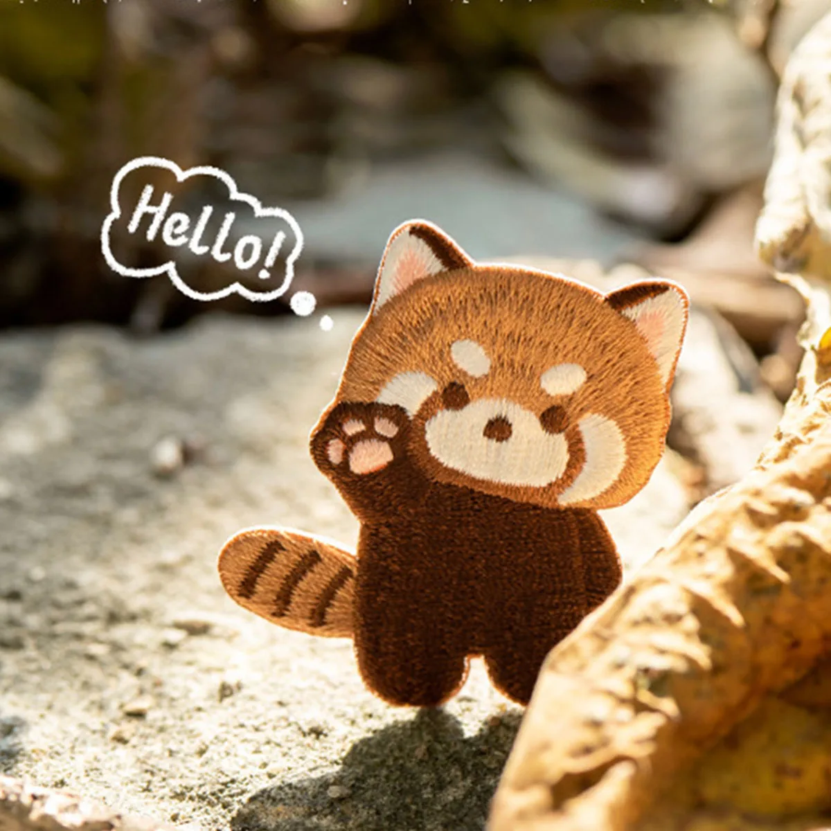 

Забавные мультяшные креативные нашивки с вышивкой в виде красной панды для украшения одежды, нашивки для самостоятельного декорирования одежды без глажки