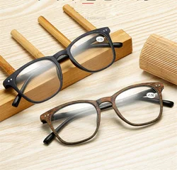 Square Wood Grain Presbyopia Glasses Men's Imitation Wooden Reading Glasses 1.0 To 4.0 Retro Hyperopia Glasses for Men