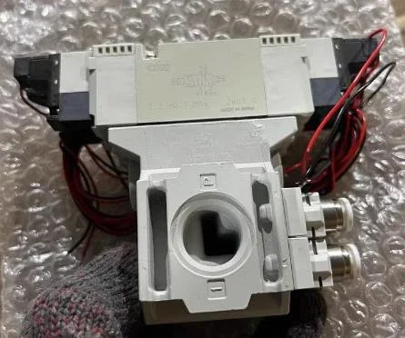 CXU30-4G2-FL471412, CKD valve block, new