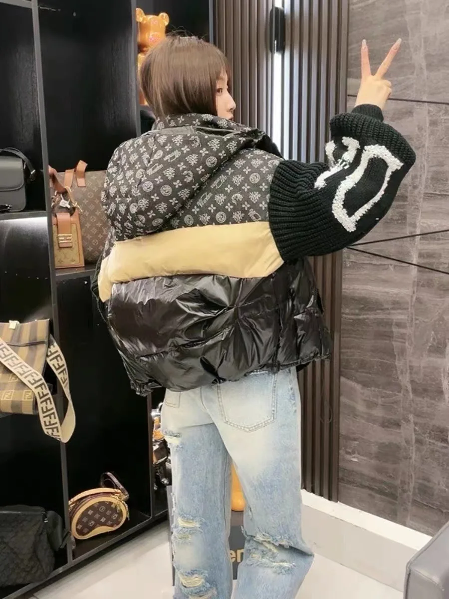 جديد عصري العلامة التجارية الدنيم المرقعة مقنعين أسفل سترة للنساء محبوك الأكمام ، رسالة زهرة سميكة بطة بيضاء أسفل سترة #5