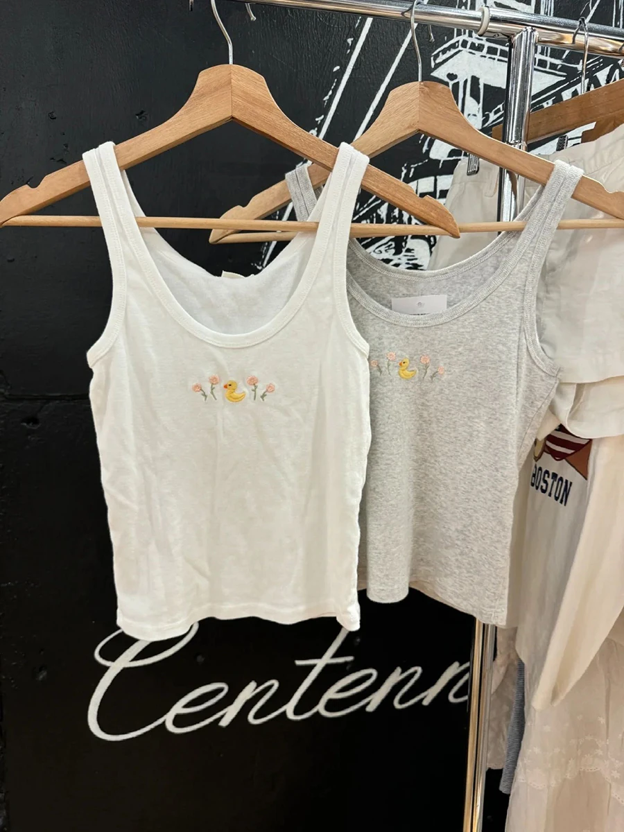 Little Duck Flower White Tank Tops Summer U Neck Cotton Sleeveless Slim Corpped Vests Women Streetwear Casual Sweet Crop Top Y2k