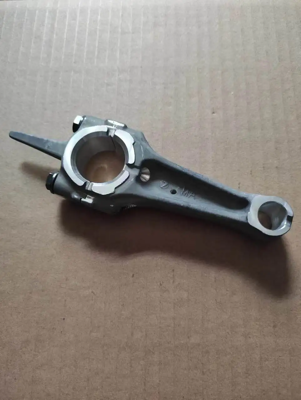 EY20 CONNECTING ROD RGX2400 CONNROD 282-22501-H0