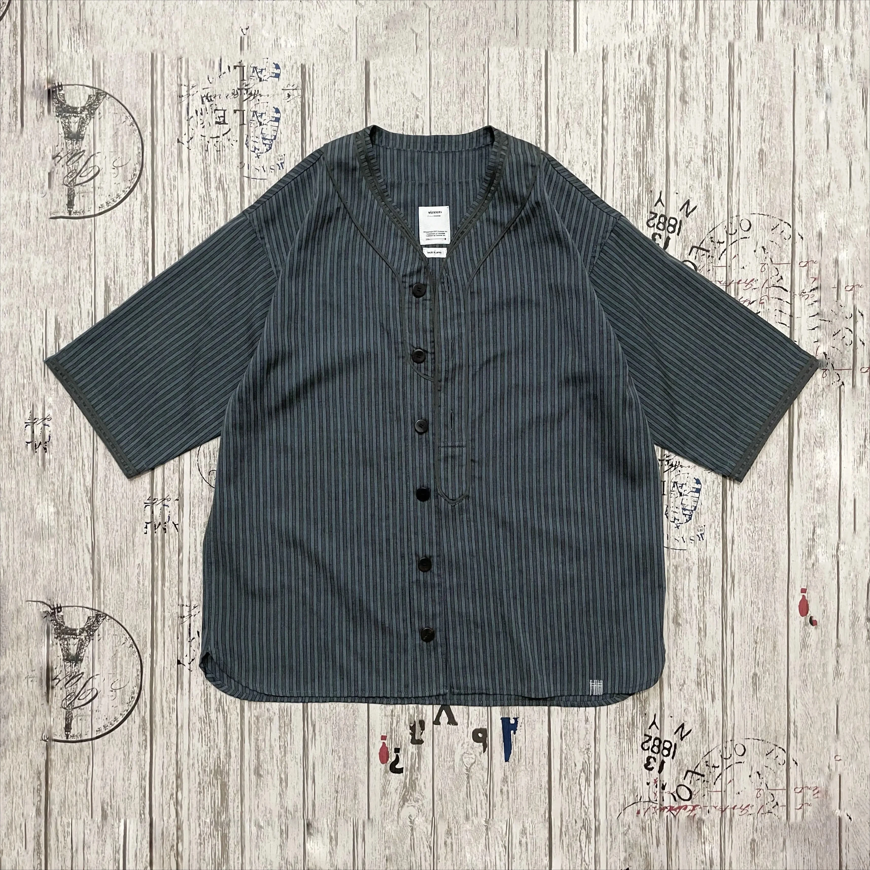 

Рубашка VISVI DUGOUT S/S SANTOME из смесовой шерсти, полосатая, в бейсбольном стиле, внутренняя рубашка