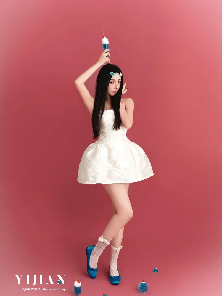 

Новое платье для фотосессии в студии Sweet Girl 2026: наряд для создания атмосферы на день рождения, в корейском стиле, как из журналов