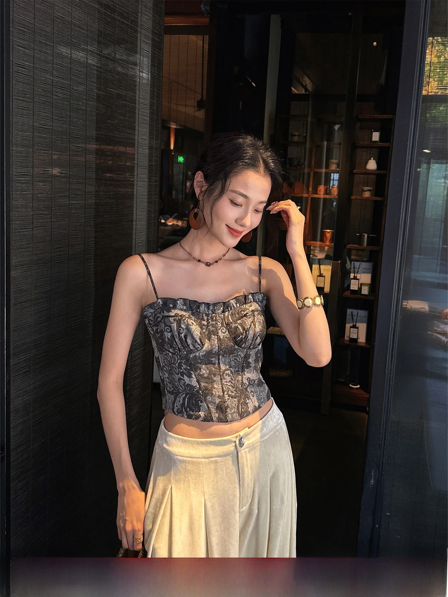 

Secret Language Tee Ji Bla Flower Chinese Sle Small Strap Vest Women's Inner Plant Dyed Wood ain Beautiful Ba Top