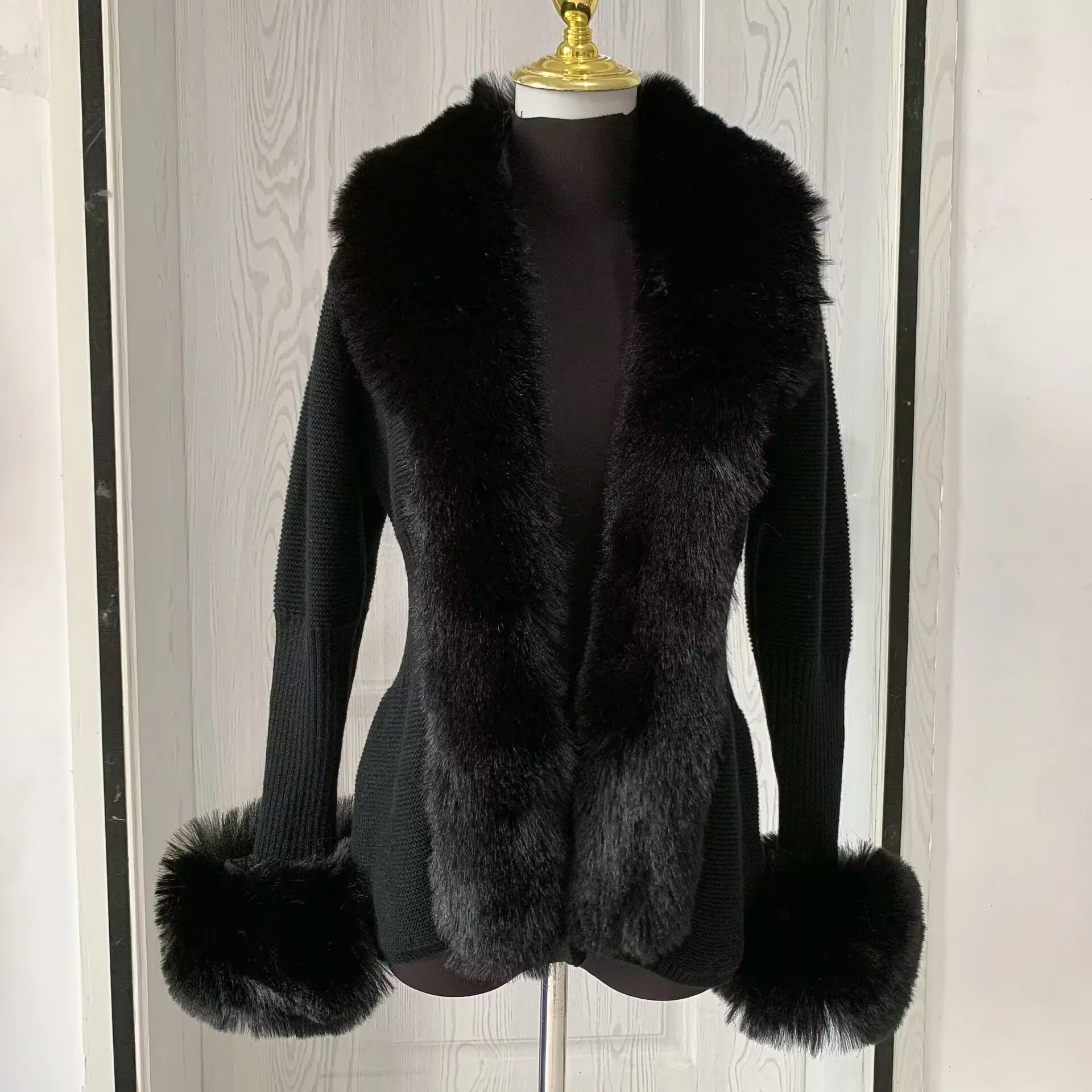 Women faux fur knitted cardigan with fox whole fur collar Autumn-winter luxury faux fox fur cardigan fashion sexy artificial fur