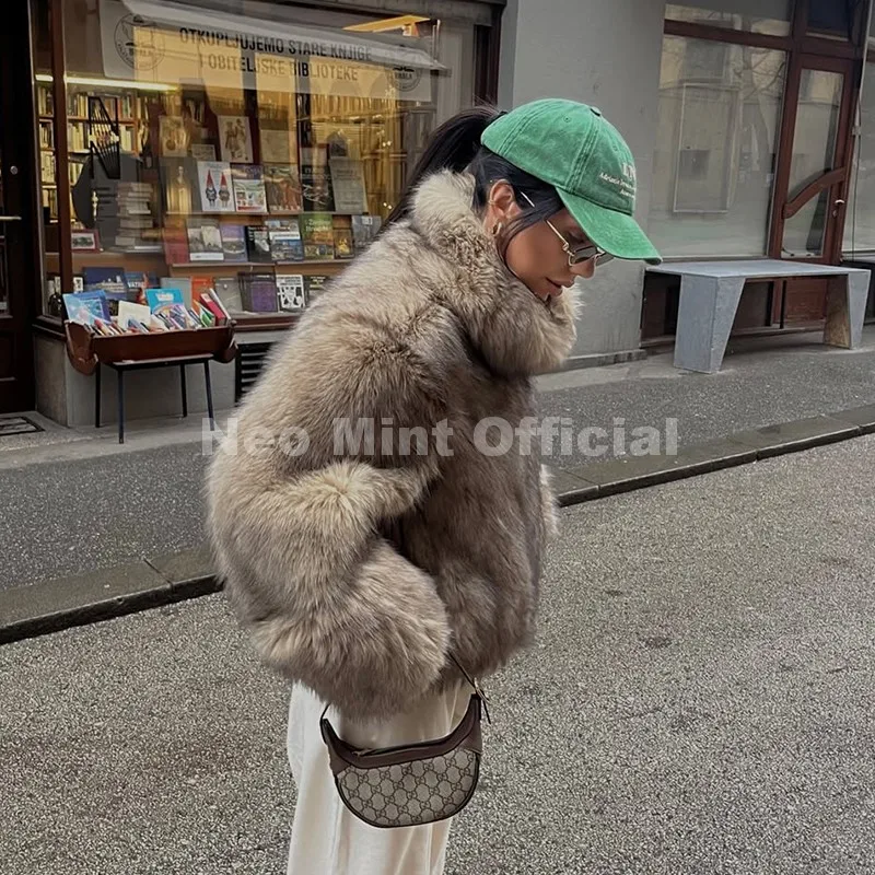 เสื้อคลุมขนเฟอร์เทียมแฟชั่นใหม่ Neo Mint สำหรับฤดูใบไม้ร่วงและฤดูหนาว ปี 2025 เสื้อแจ็คเก็ตขนเฟอร์เทียมลายสุนัขจิ้งจอกสำหรับผู้หญิง เสื้อโค้ทสุดชิคสไตล์สาวสตรีท เสื้อจั๊มเปอร์หนานุ่ม