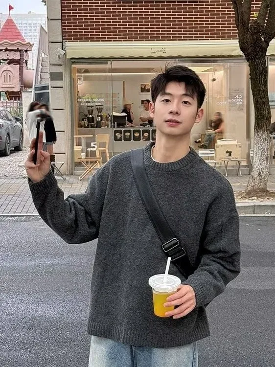 

Свободный круглый вязаный свитер для мужчин в Camere Sle, корейский модный ленивый слей, новая модель, повседневный длинный свек, полиэфирное волокно