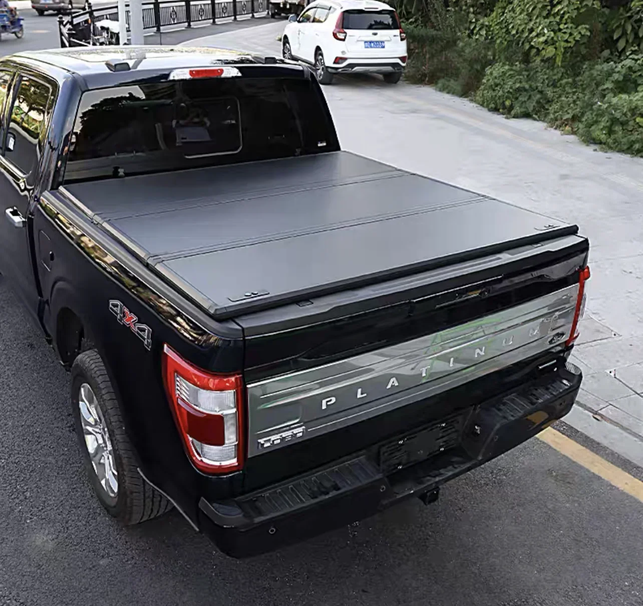 OEM Hot Selling Protect Cover Pickup Truck Top Retractable Roll Up Tonneau Cover For Different Models