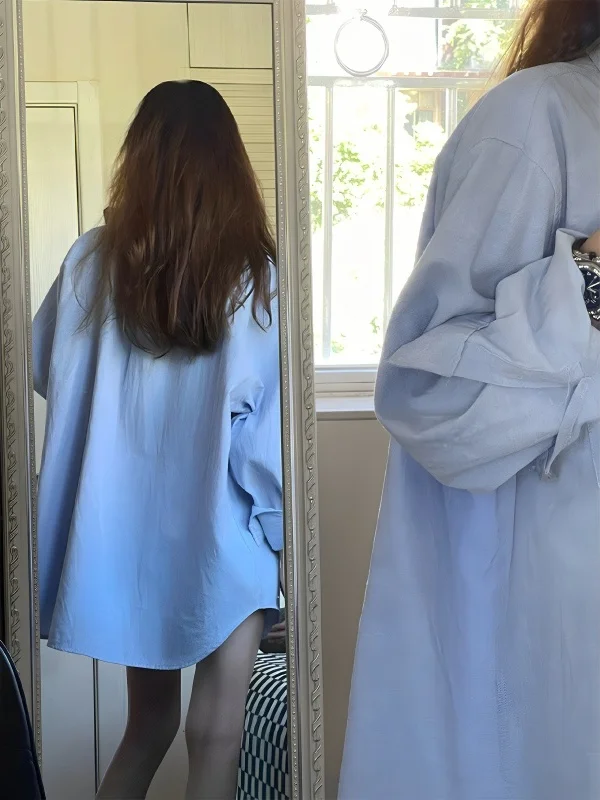 Niebieska Luźna Damska Koszula irt 2025 Nowa Modna Bluzka Chroniąca Przed Słońcem na Jesień, Codzienna, Długi Rękaw, Klasyczny Krój