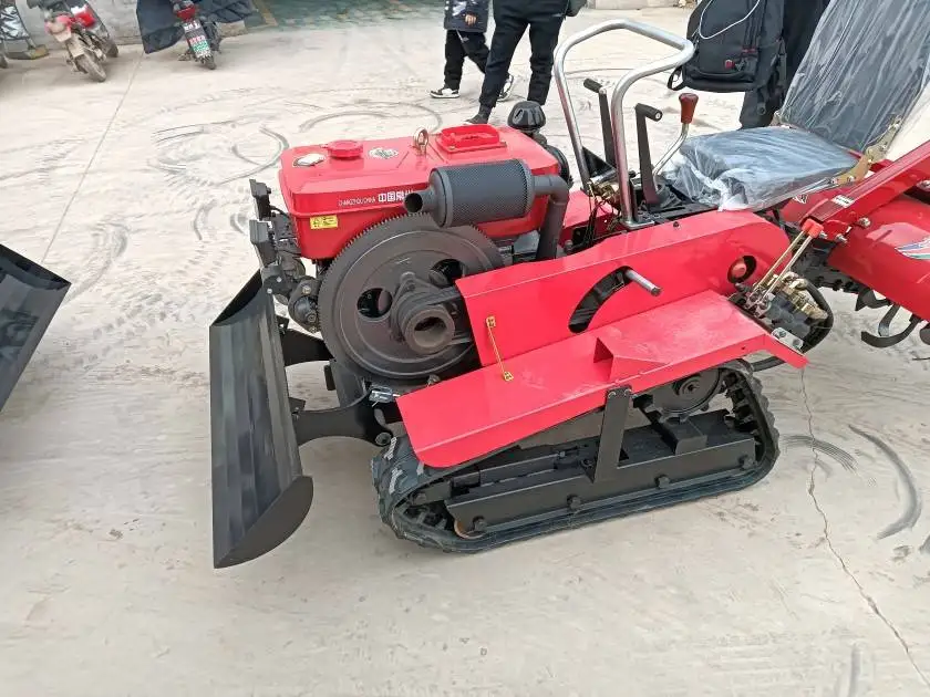 New Agricultural Diesel Rotavator 40 HP Small Four Wheel Sit-On Crawler Rotavator for Farm