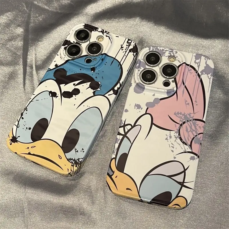 Disneys Couple Daisy Donald Duck Phone Case for IPhone 16 15 14 13 12 11 Pro Max XS XR XSMax 6 7 8 Plus Lens Protection Cover