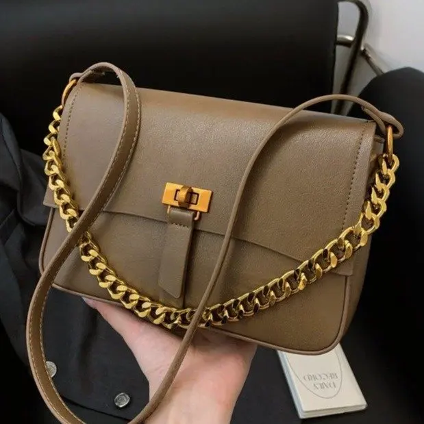 

Casual Simple Commuter Elegant Leather Diaper Bag For Women Large Capacity Textured Original Retro Practical Shopper