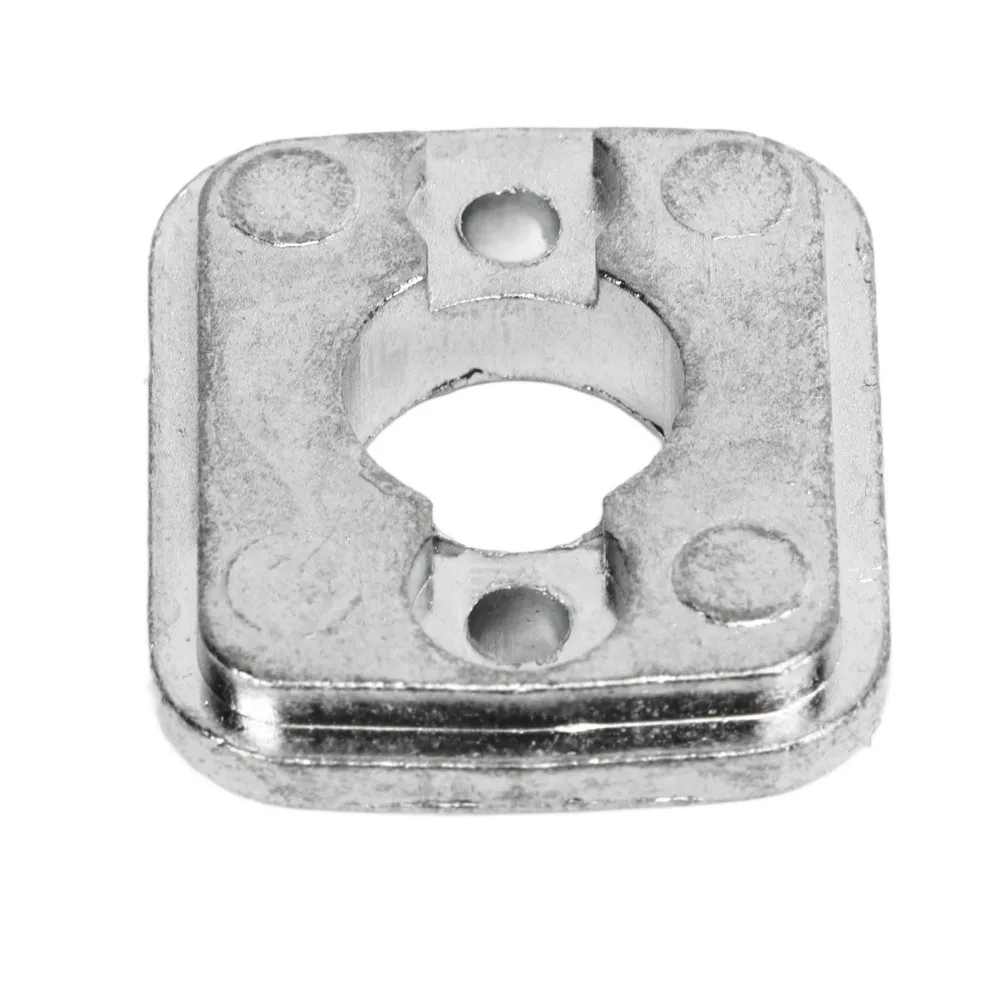 Metal RC Motor Mount Lightweight Improved Performance Motor Bracket Motor Mount for SCY 16101/16102/16103/16201 1/16 RC Cars