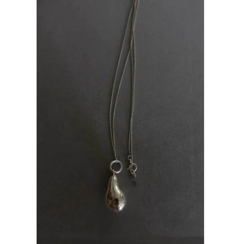 

Модный индивидуальный серебряный цвет, нерегулярный геометрический кулон в форме капли, цепочка из змеиной кости, ожерелье из баклажанов для женщин, ювелирные изделия