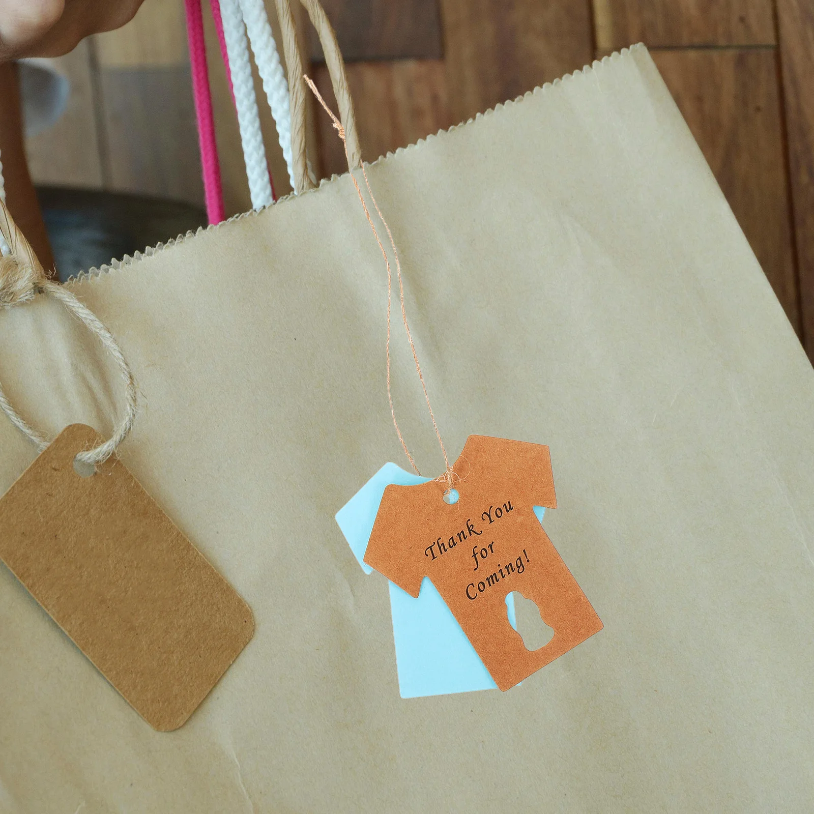 

1Set Kraft Paper Thank You Tags Creative Gift Labels Decorative Brown Tags Small Labels for Gift Bags with String