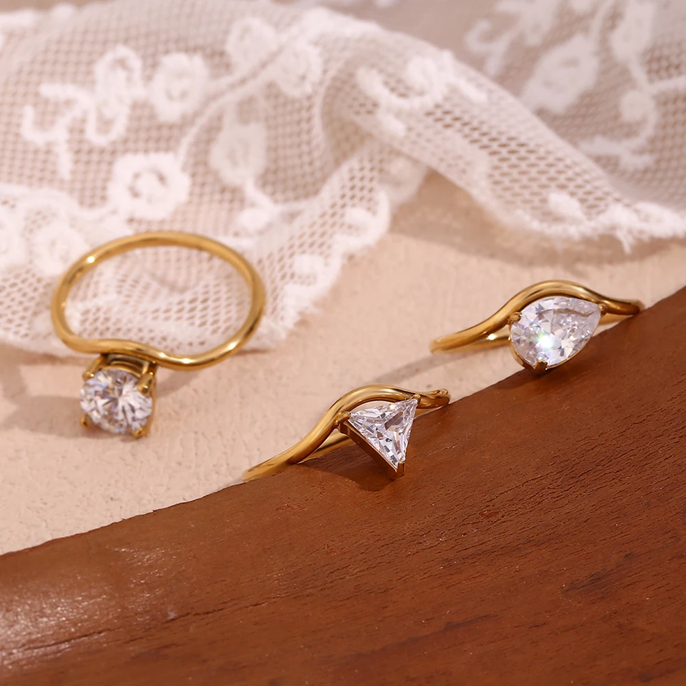 E.B.belle أنيقة موجة 316L الفولاذ المقاوم للصدأ لامعة هندسية الزركون خواتم 18K مجوهرات مطلية بالذهب النساء فنجر الديكور