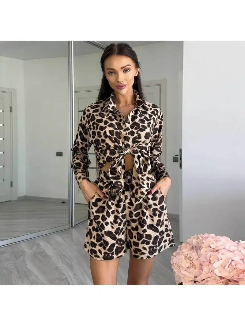

Leopard Print Long Sve irt And orts Casual Set Women's Faion Ensemble Cotton Blend Seven-Quarter Length Zipper ...