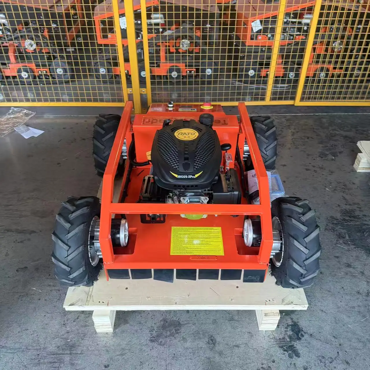 Smart Lawn Mower Customizable Robot with Zero Turn Cruise Control Remote Start Feature for Outdoor Garden Flexible Lawn Care
