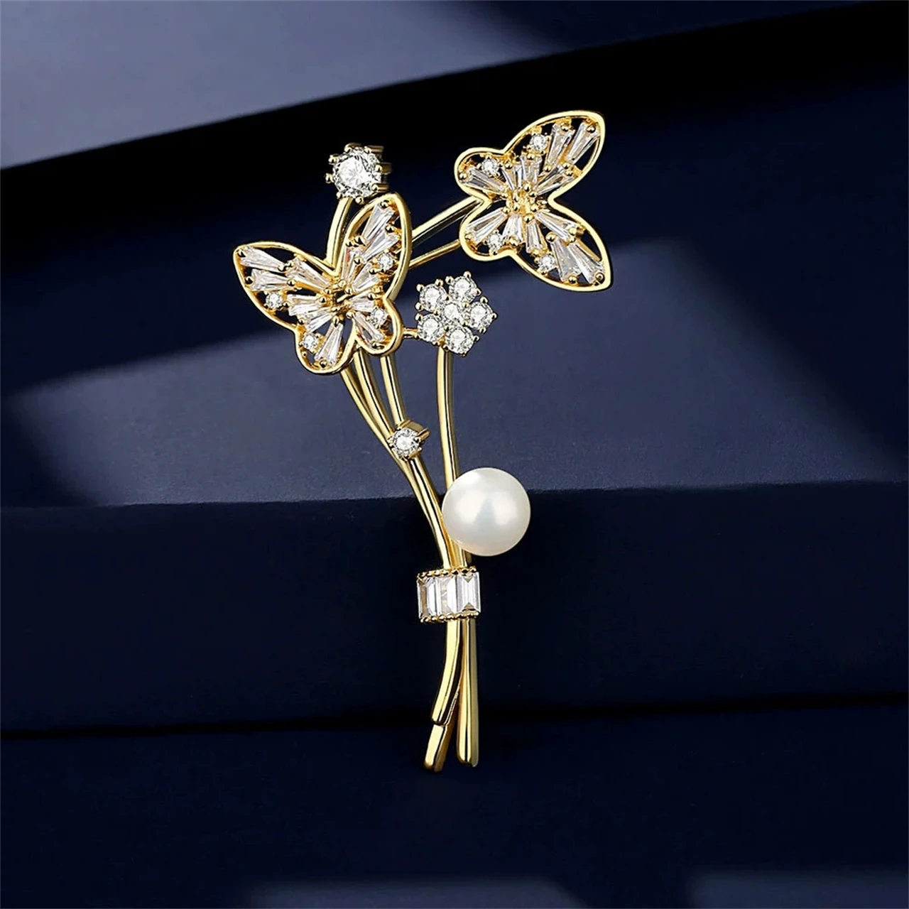 S925 فضة اللؤلؤ فراشة بروش للمرأة الصدار بدلة فاخرة Pinornament هدية غرامة سحر مجوهرات أنيقة بالجملة #1