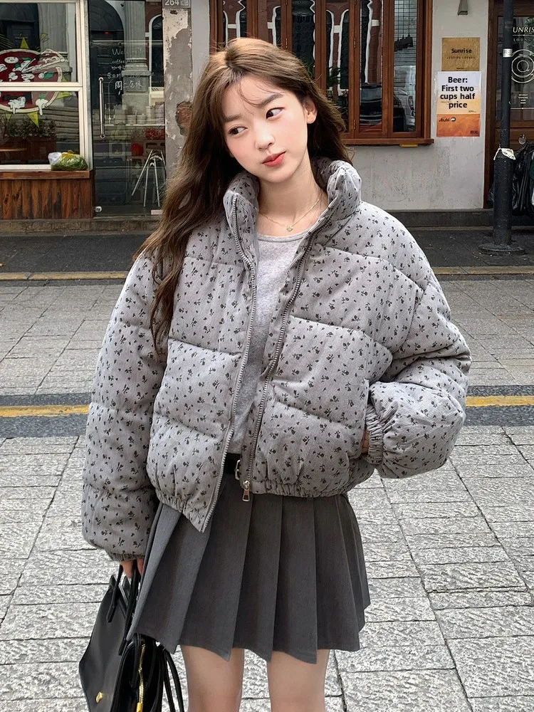 

Корейская женская утепленная куртка-пуховик с цветочным принтом, на весну-осень-зиму, теплая, с воротником-стойкой, короткая, объемная, верхняя одежда