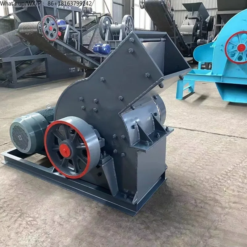 

Small Portable Crusher Hammer Crusher Can Be Customized for Crushing Stones and Granite