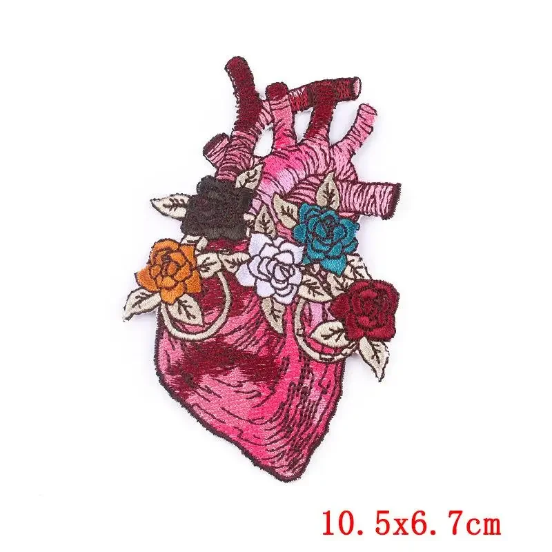 Embroidered Patch Iron On Patches for Clothing Pocket Heart Clothes Stickers Fabric Sewing Thermal Adhesive Applique Fusible