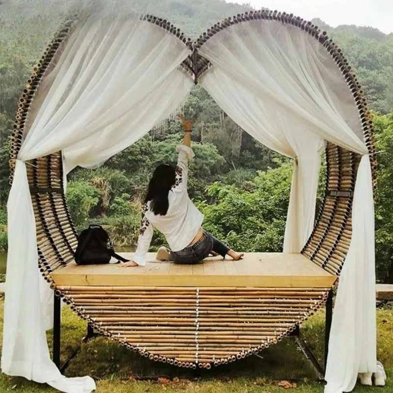 Heart-Shaped Bamboo Sofa for Outdoor Scenic Settings - Creative Furniture for Relaxation
