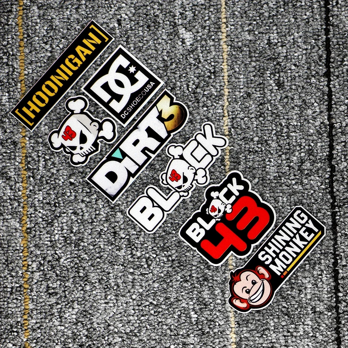 عاكس دراجة نارية الجانب قطاع خوذة الدراجة البخارية ملصقات تصفيف السيارة ملصق حائط من الفينيل اكسسوارات لياماها MT07 هوندا كاواساكي Z900 #6