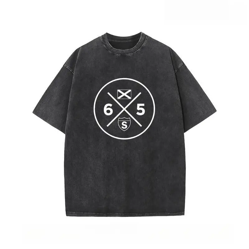 

Water-washed Cotton T-shirt With Letter Prints. A Fashion Brand With Dropped Shoulders. It Is A Washed-out Style Short-sleeve C