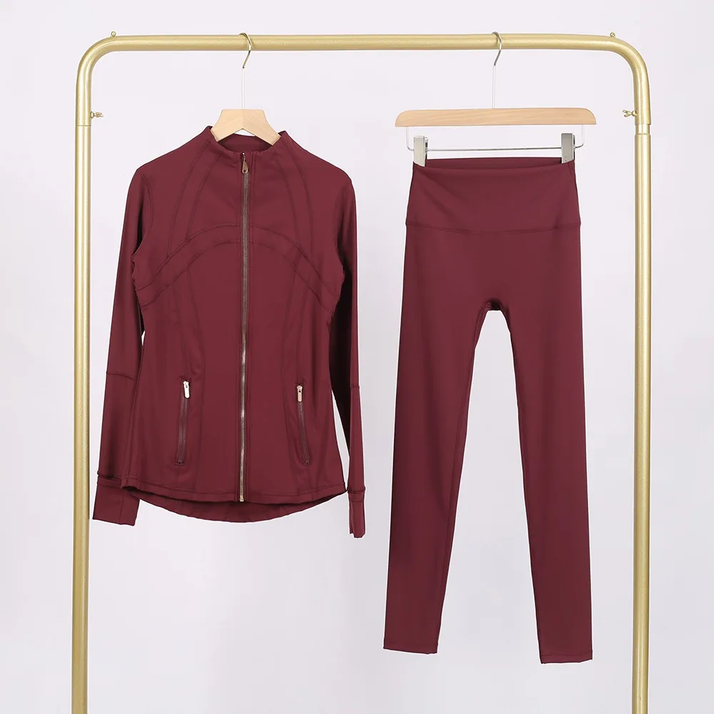 

Gold Zipper Stand Collar Tracksuit Set Women Slim Fit Workout Jacket & Cropped Pants 2 Piece Quick Dry Gym Yoga Outfit