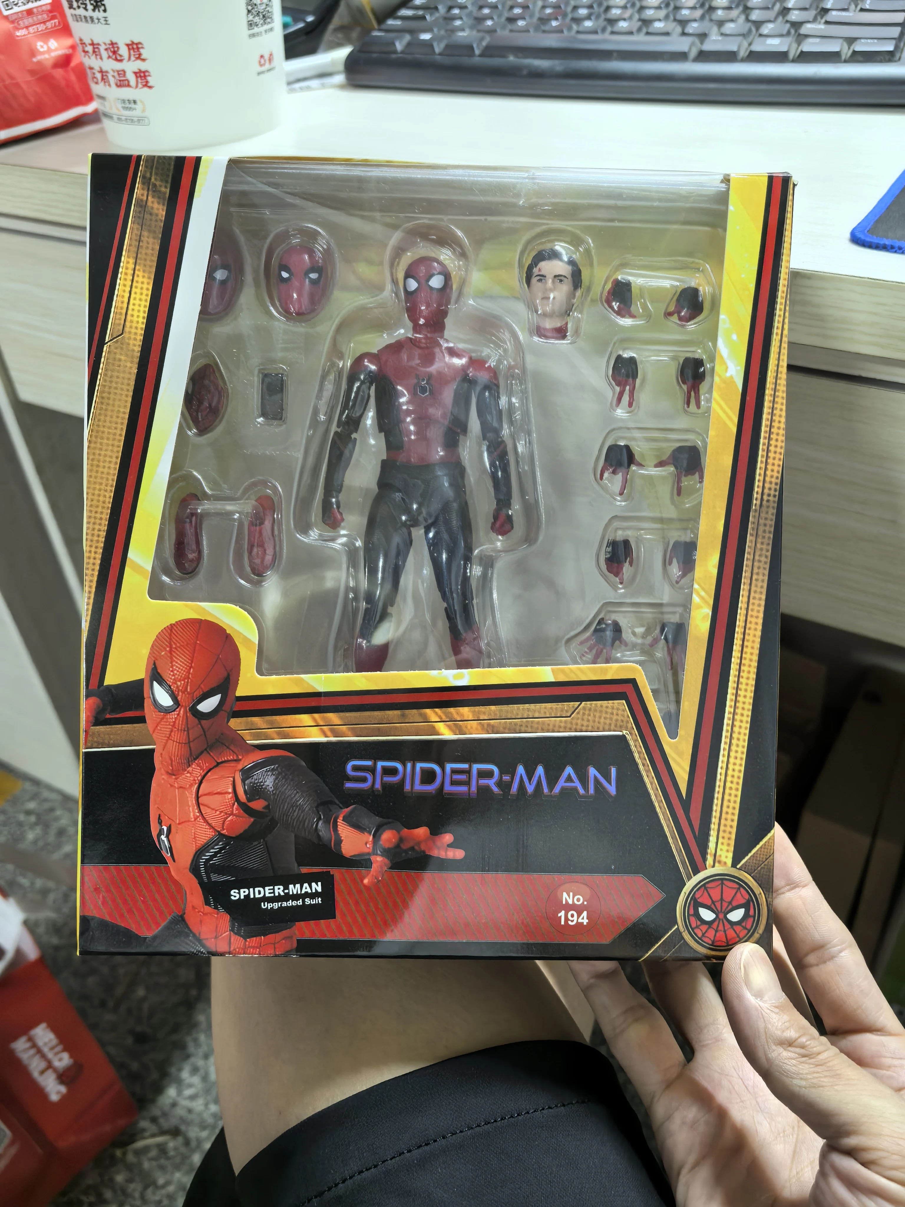 Mafex 194 スパイダーマン トム ホランド アップグレード スーツ