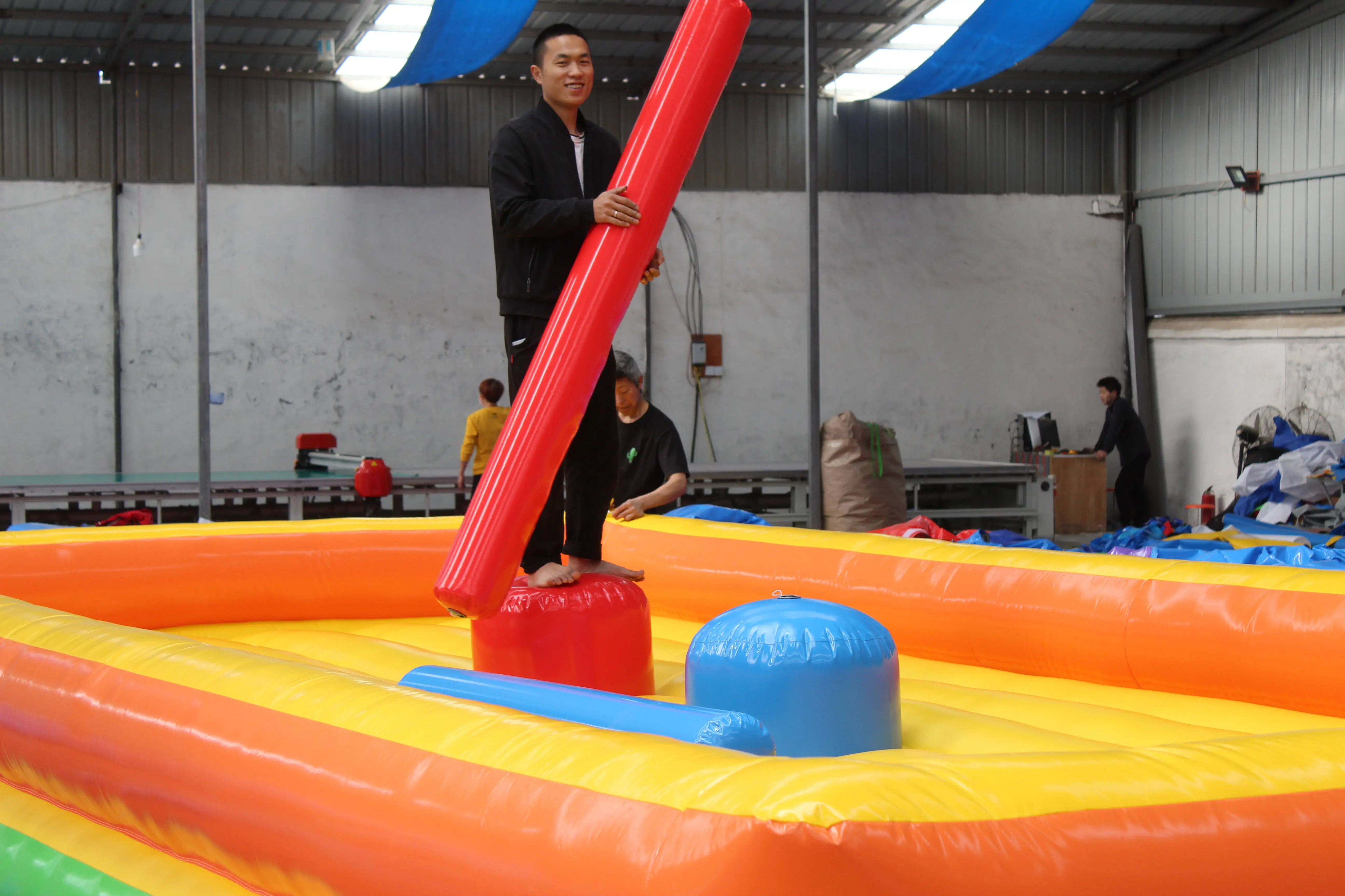 Palos de lucha inflables para interiores para adultos y niños, juegos deportivos interactivos, parque infantil de gladiador inflable de Arena