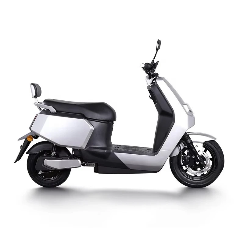 

3000W adult street-style electric motorcycle with a maximum speed of 80 km/h and a cruising range of 160 km