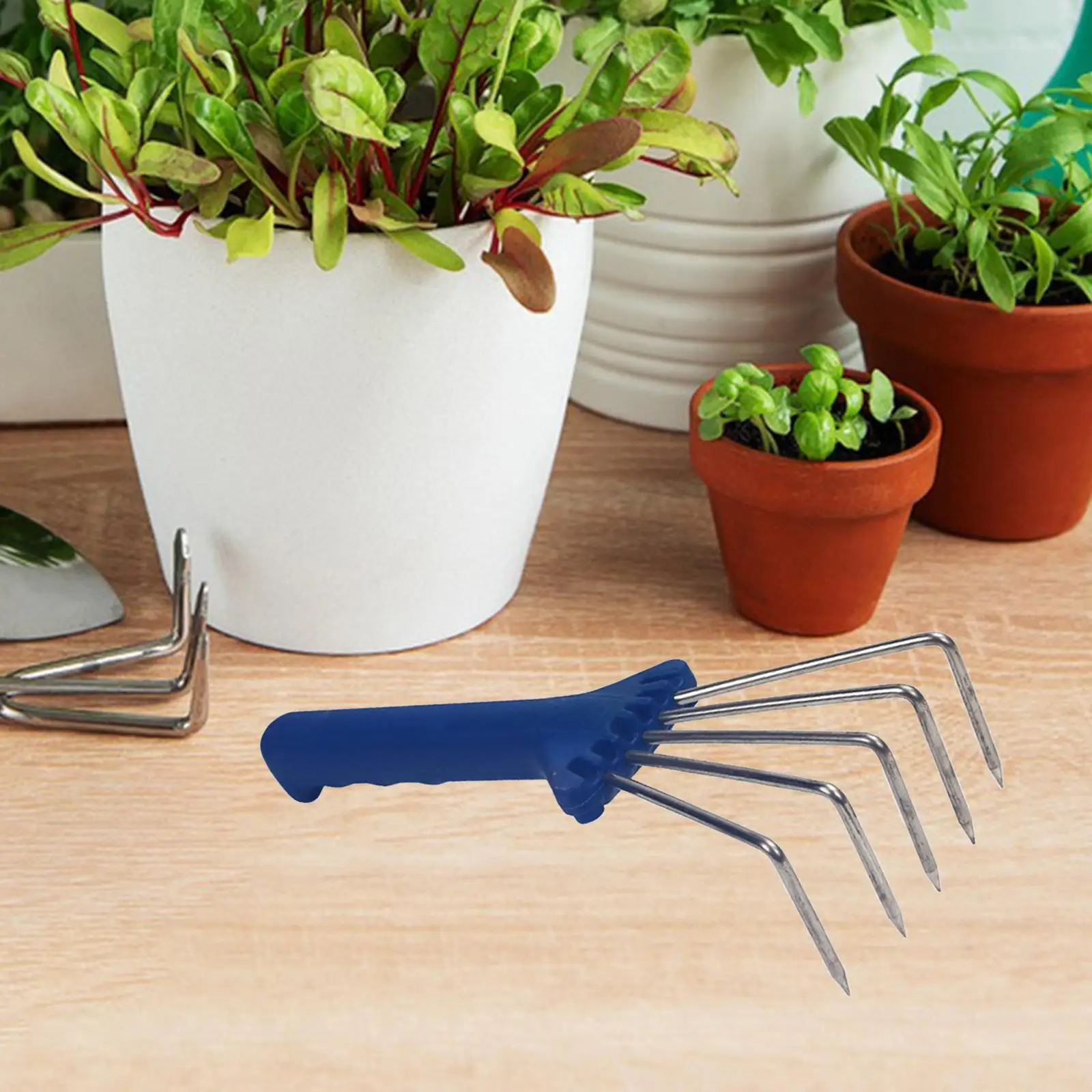 Garden Rake Claw Rake Compact Handheld Multifunctional Small Gardening Tool for Gardener Weed Removal Digging Planting Beach