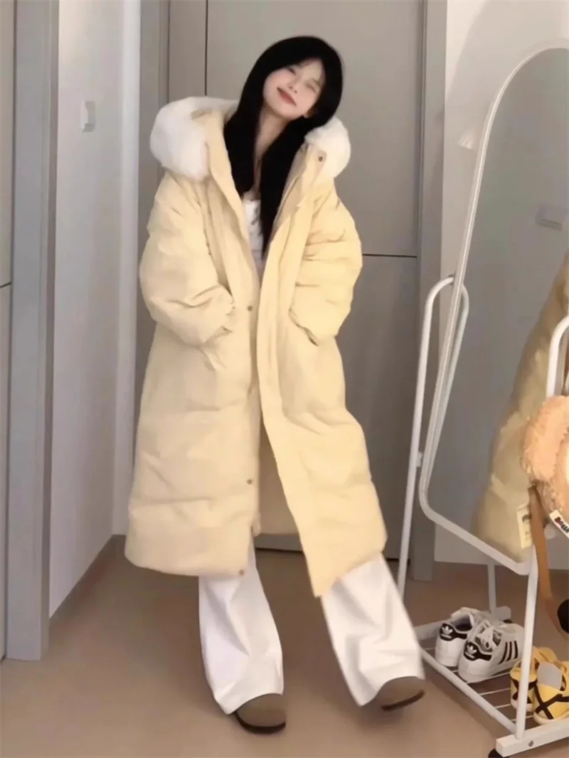 モユ コットンジャケット 帽子付きフード 2025年冬新作 ファーカラー ミディアムロング 厚手コットンジャケット 膝丈コットンジャケット ﻿