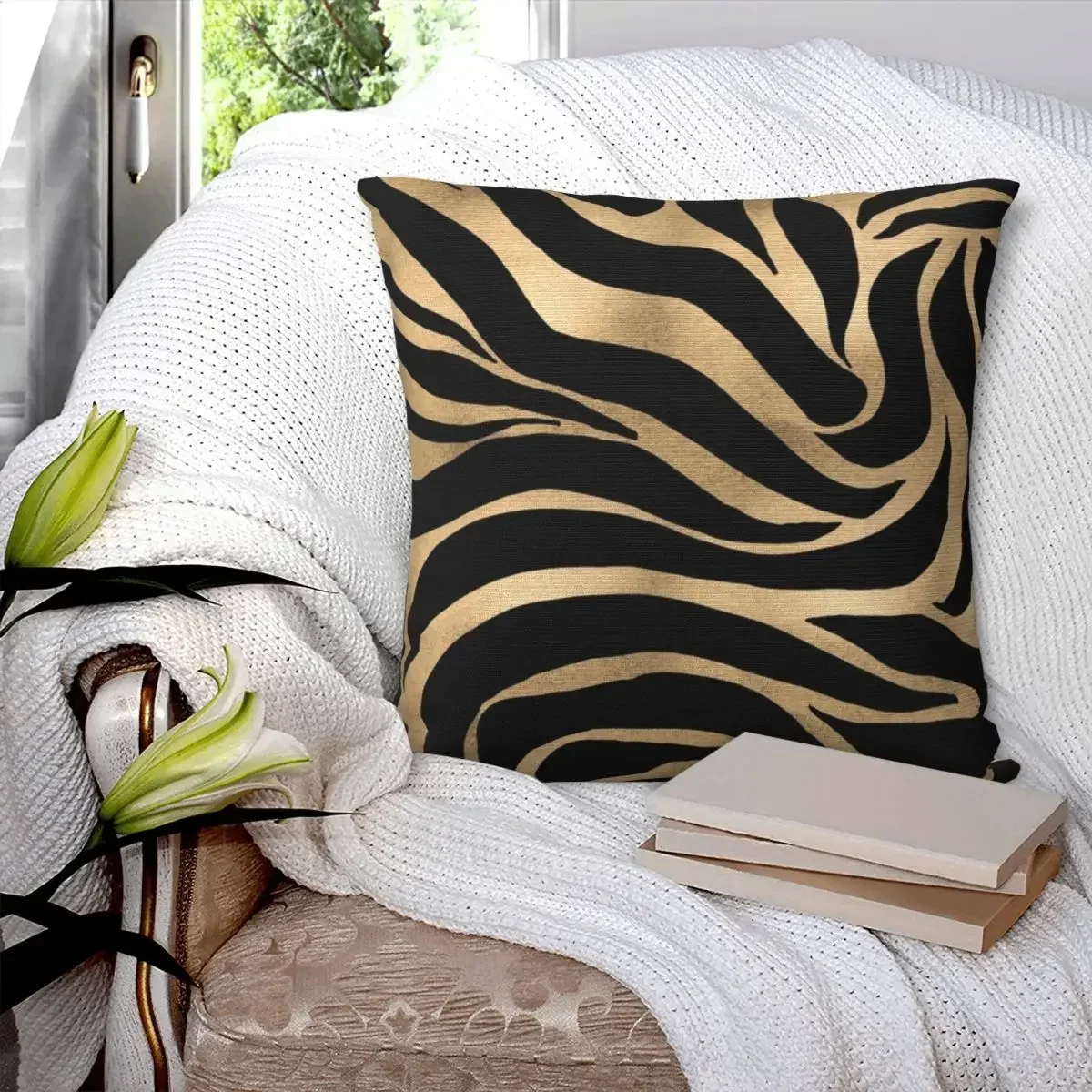 Elegante Animal Print Capa de Travesseiro, Fronha Quadrada, Conforto Jogar Travesseiro para Casa Sala de Estar, ouro metálico Zebra Preto