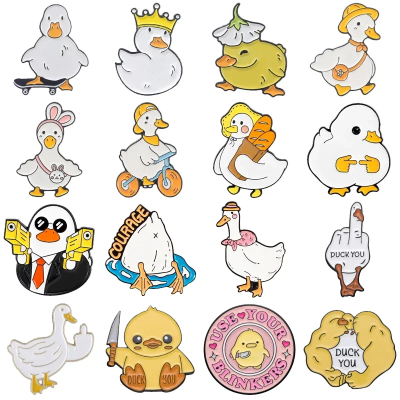 Creative Cute Animal Duck Enamel Pins Yellow Crown Banana Duckling Round Alloy Brooch Badge Clothing Accessories Jewelry Gifts