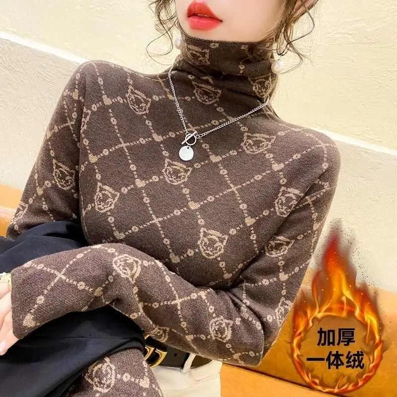 One Piece Velvet Women's Pile Collar with High Collar and Stylish Pullover Versatile Knit Sweater Tight Fitting Sweater Base