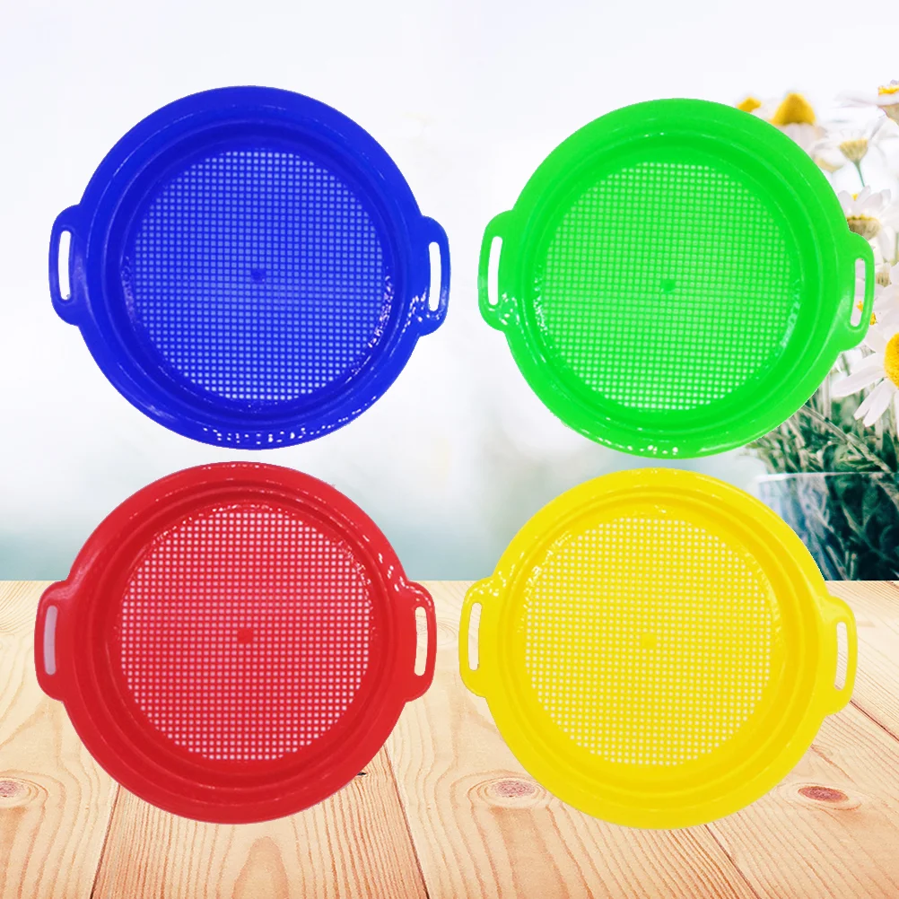 4pcs Plastic Sand Sieve Kids Playing Toys Beach Sand Sieve Toy Funny Beach Toy (Red, Yellow, Blue, Green)