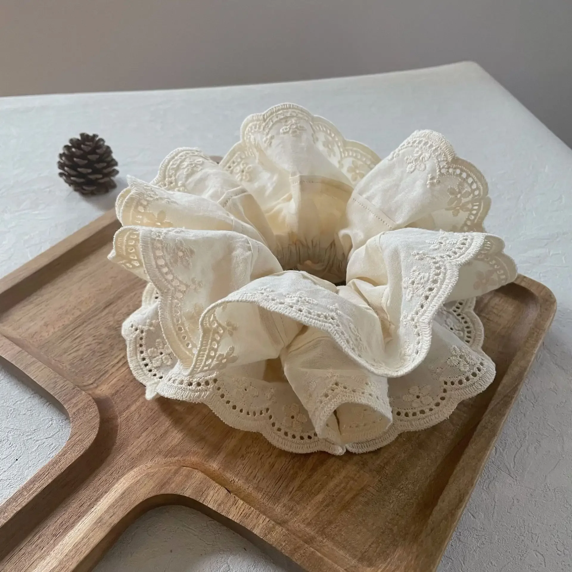 Large Women Lace Scrunchies Elastic Hair Band Ponytail Holder Tie Hair Hoop Scrunchy Rubber Band Women Hair Accessories Headwear