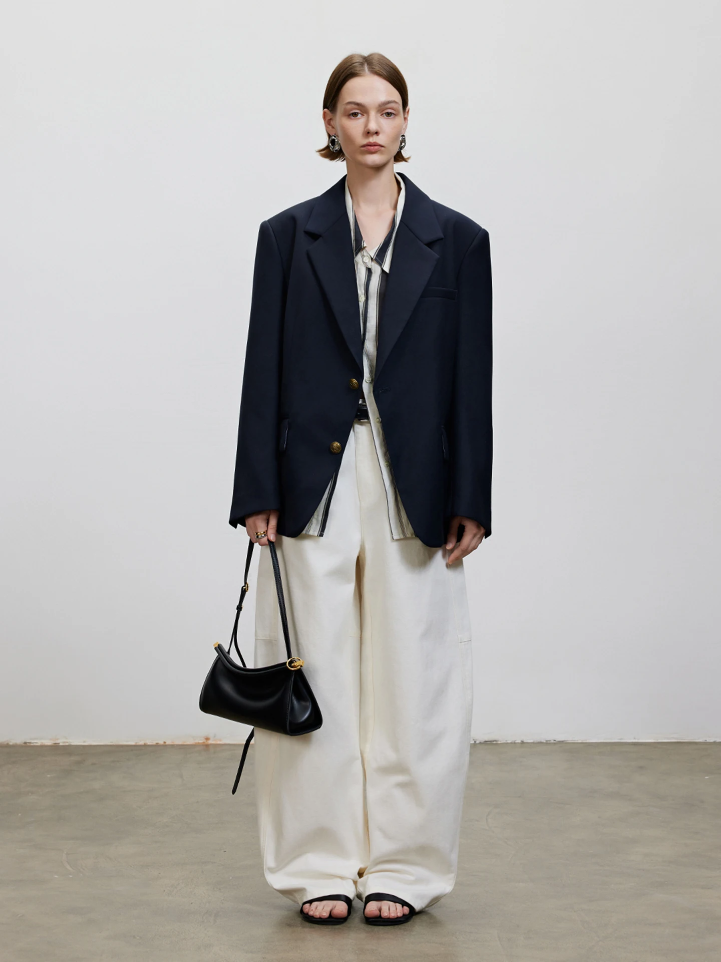 LUR 2026 Spring Autumn Casual Loose Women's Suit Jacket Classic Blue Small Western Style Top Polyester Fiber Warm round Hem