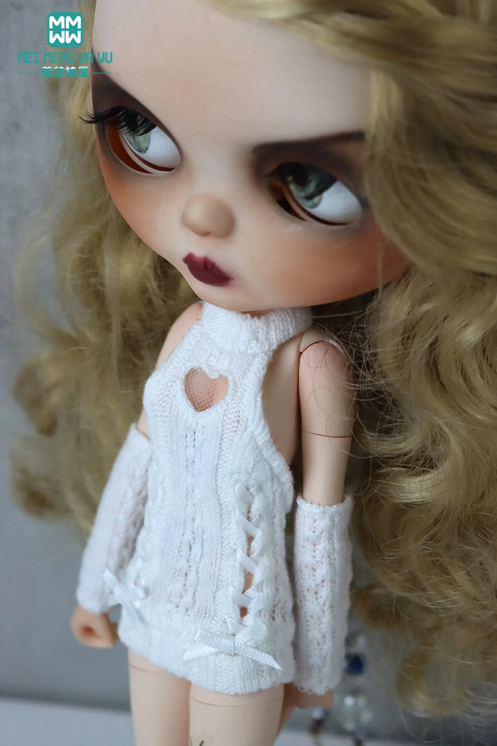 Se encaixa 28cm blyth ob22 ob24 boneca elegante amor suéter vestido brinquedos presente