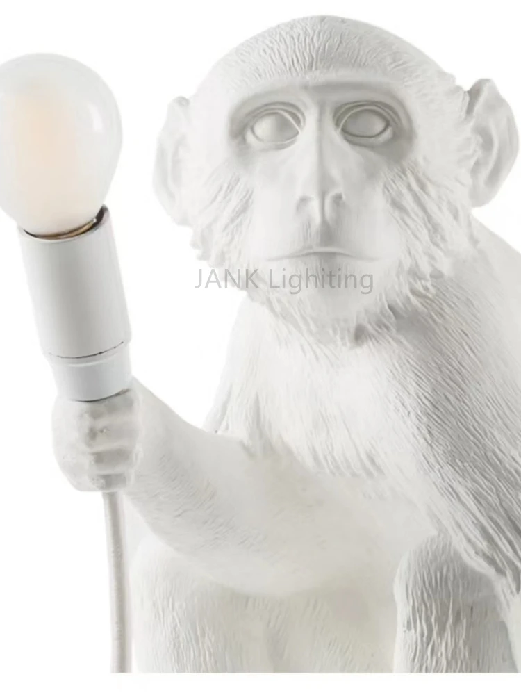 Italy Designer 3 Monkeys Pendant Chandelier Black White Resin Original Animal High-end Hanging Lamp for House Indoor LDE Decor