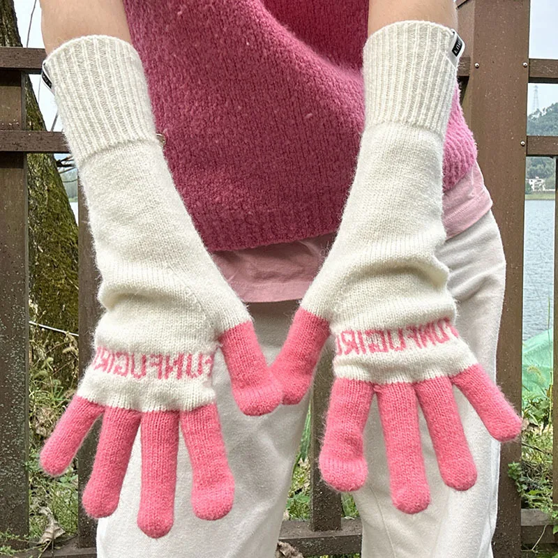 

New Winter Fashionable Touch Screen Split Finger Outdoor Cold Resistant and Warm Knitted Color Blocked Gloves Long Gloves