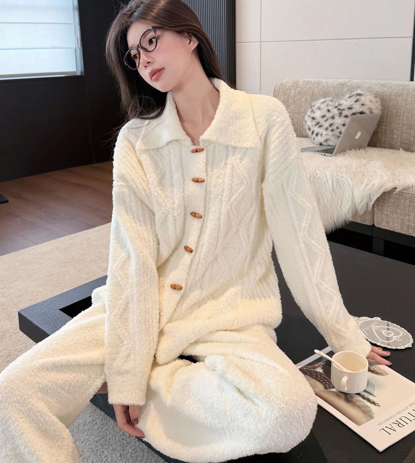 Jacquard Flannel Pajamas for Women Autumn and Winter Thick Warm Lapel Coral Fleece Homewear Suit Set