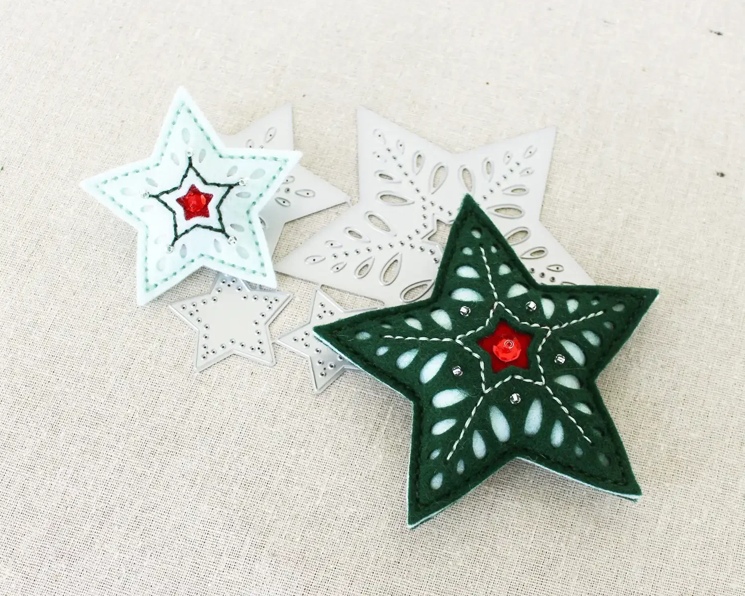 

Felt Die New Christmas Star Pattern Metal Cutting Dies for For DIY Scrapbook Craft Decoration Template Supplies Greeting Card