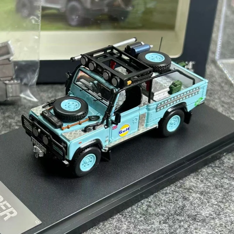 

SW 1:64 Defender Tomb Shadow mud-painted alloy car model