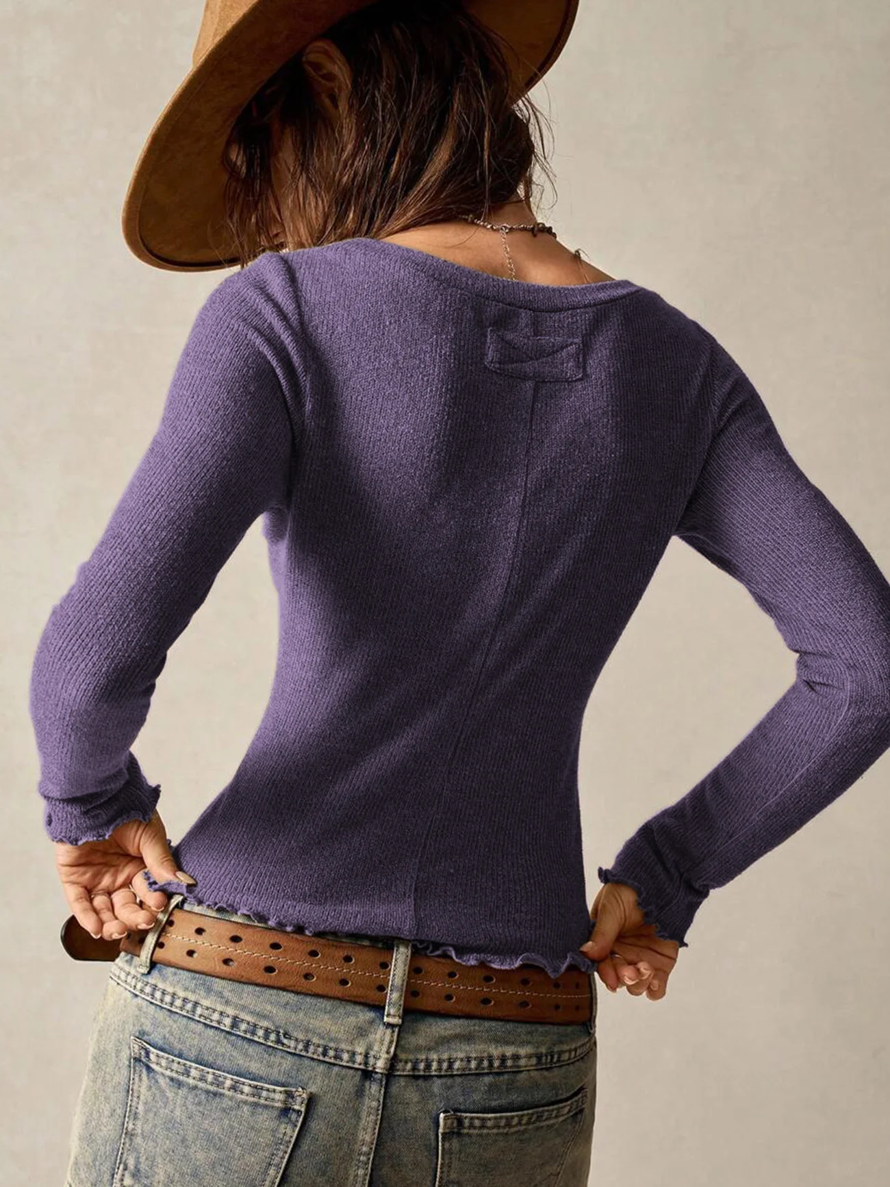 春と秋のレディースシンプルなソリッドカラーラウンドネック長袖ニットTシャツ - レジャー休暇海辺