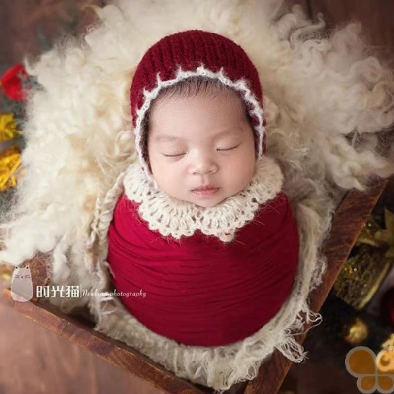 

Newborn Little Red Hat Photography Props Baby Photography Studio Full Moon Photography Props Handmade Woolen Christmas Clothing